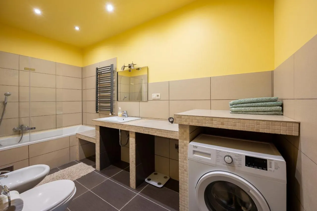 Mieszkanie Albatros 2 Sypialnie, Salon, Kuchnia, Lazienka Apartment Warsaw